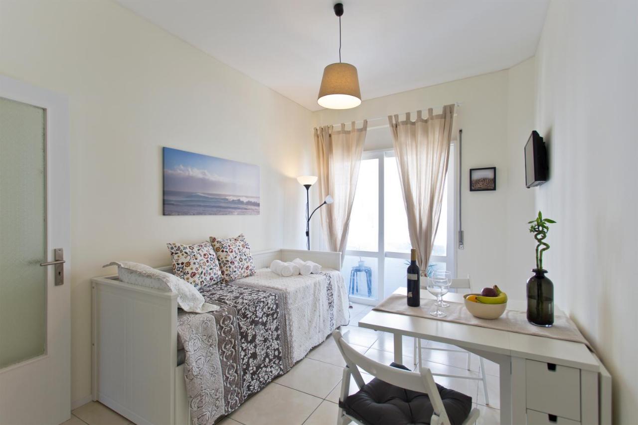 Sweet Flats With Netflix - Bolhao City Center Apartment Porto Bagian luar foto