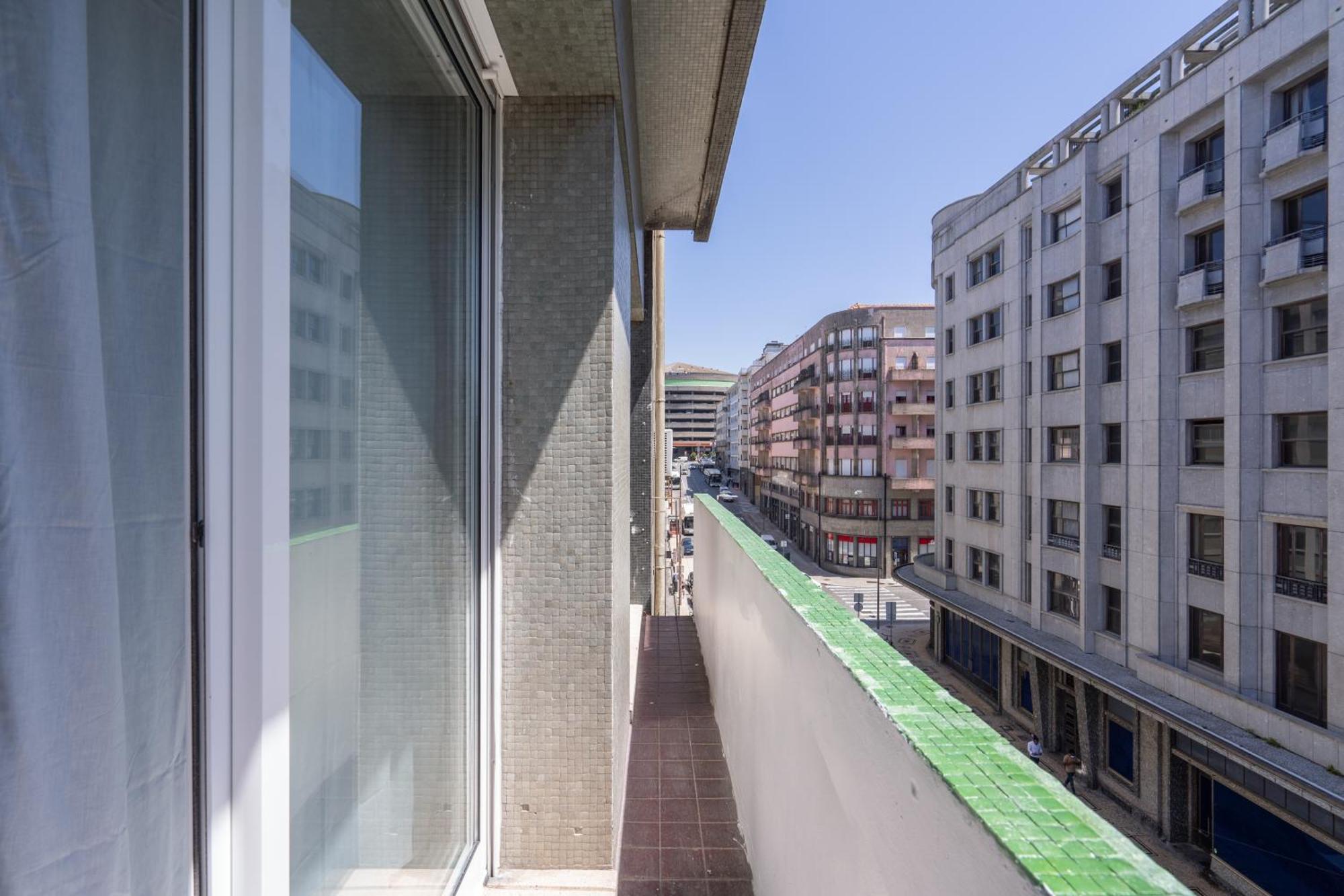 Sweet Flats With Netflix - Bolhao City Center Apartment Porto Bagian luar foto