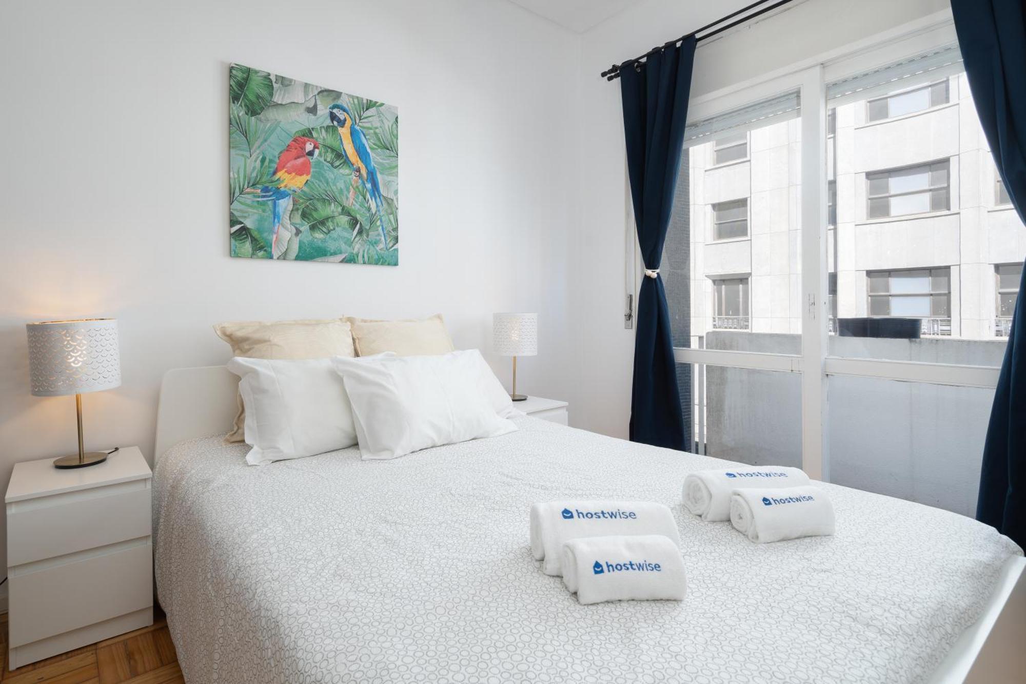 Sweet Flats With Netflix - Bolhao City Center Apartment Porto Bagian luar foto